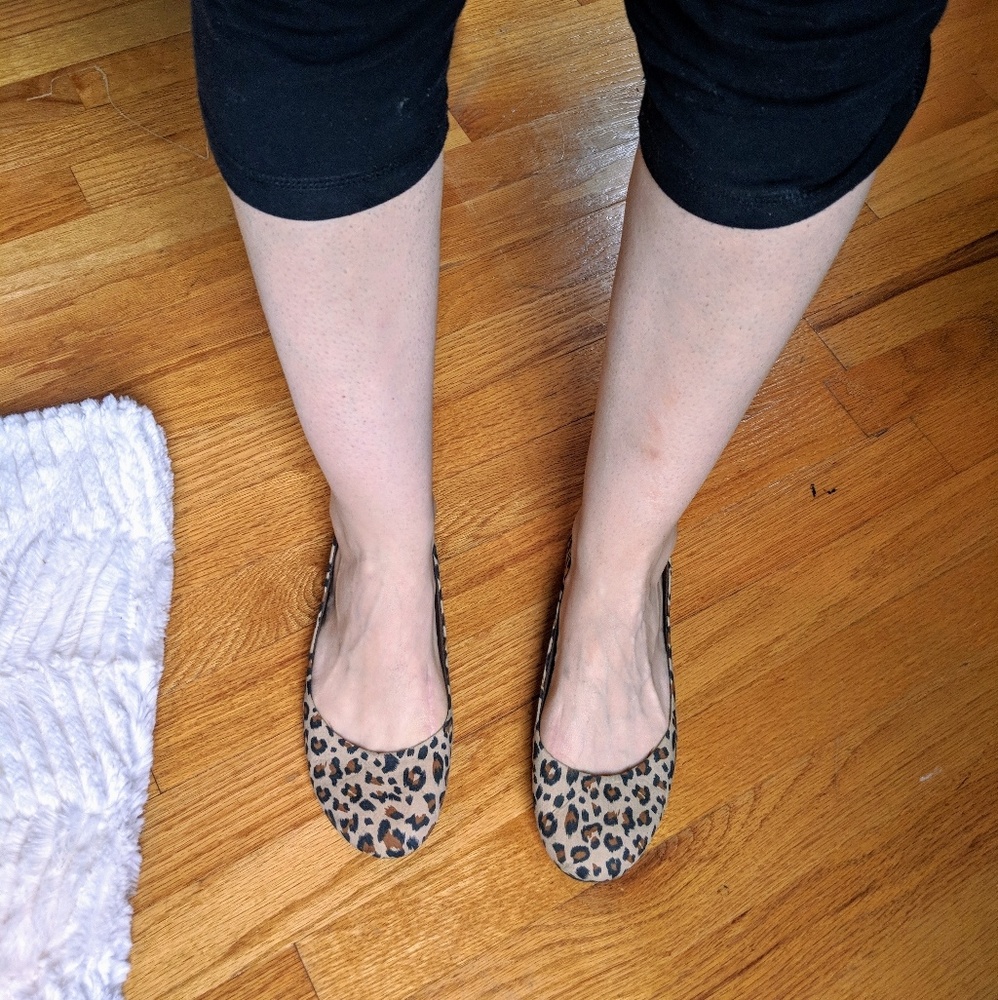 Darling leopard flats - Picture 3 of 3